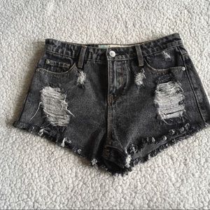 🛍 Delia’s Black High Waist Destroyed Short